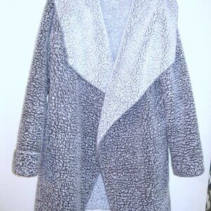 Sherpa Fleece Coat Open Front Gray  Womens Size L with side Pockets